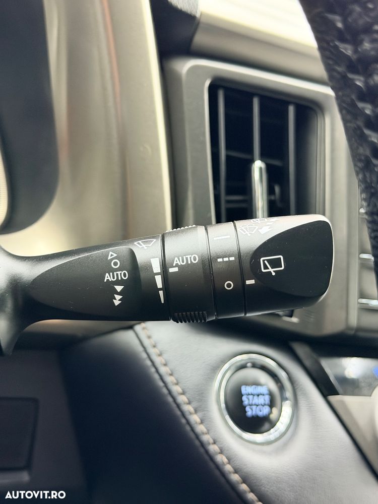 Toyota RAV4 2.0 D-4D 2WD Comfort - 30