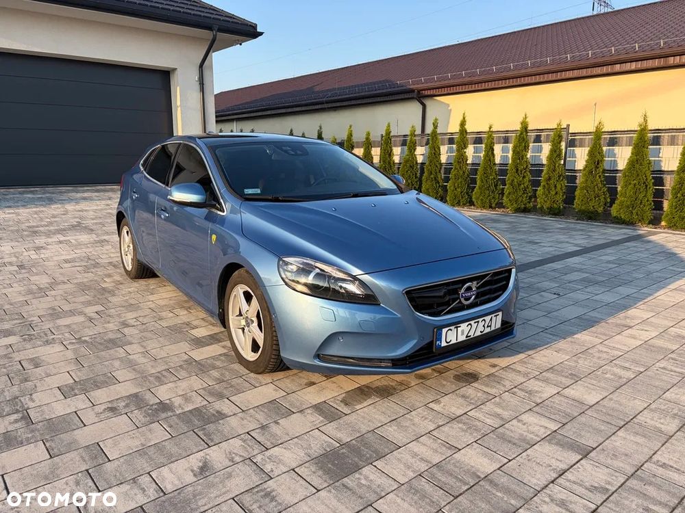 Volvo V40 D2 - 1