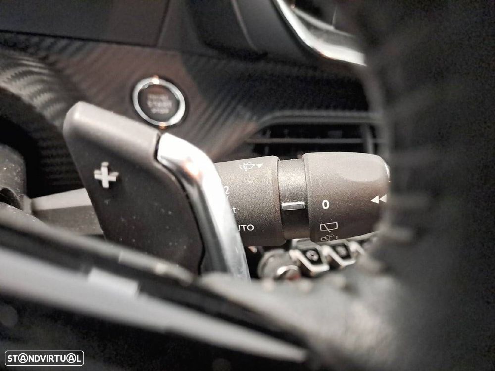 Peugeot 208 1.2 PureTech Allure Pack EAT8 - 15