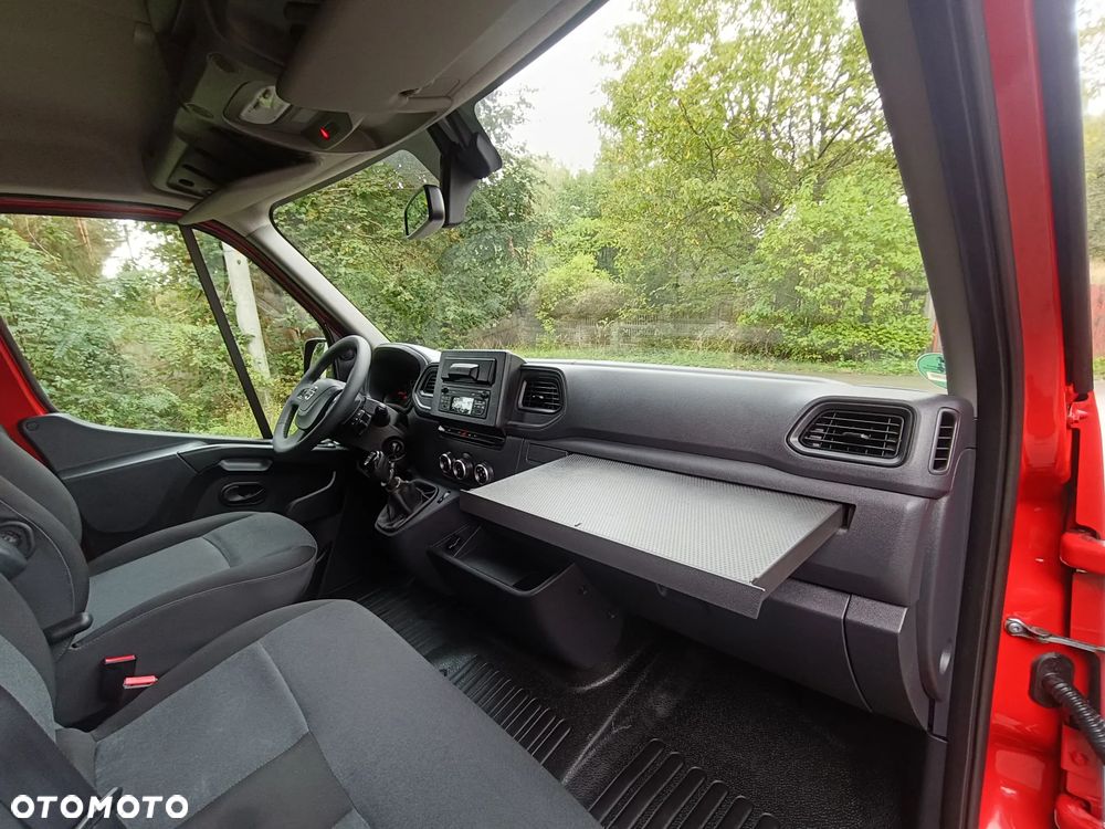 Renault Master - 32