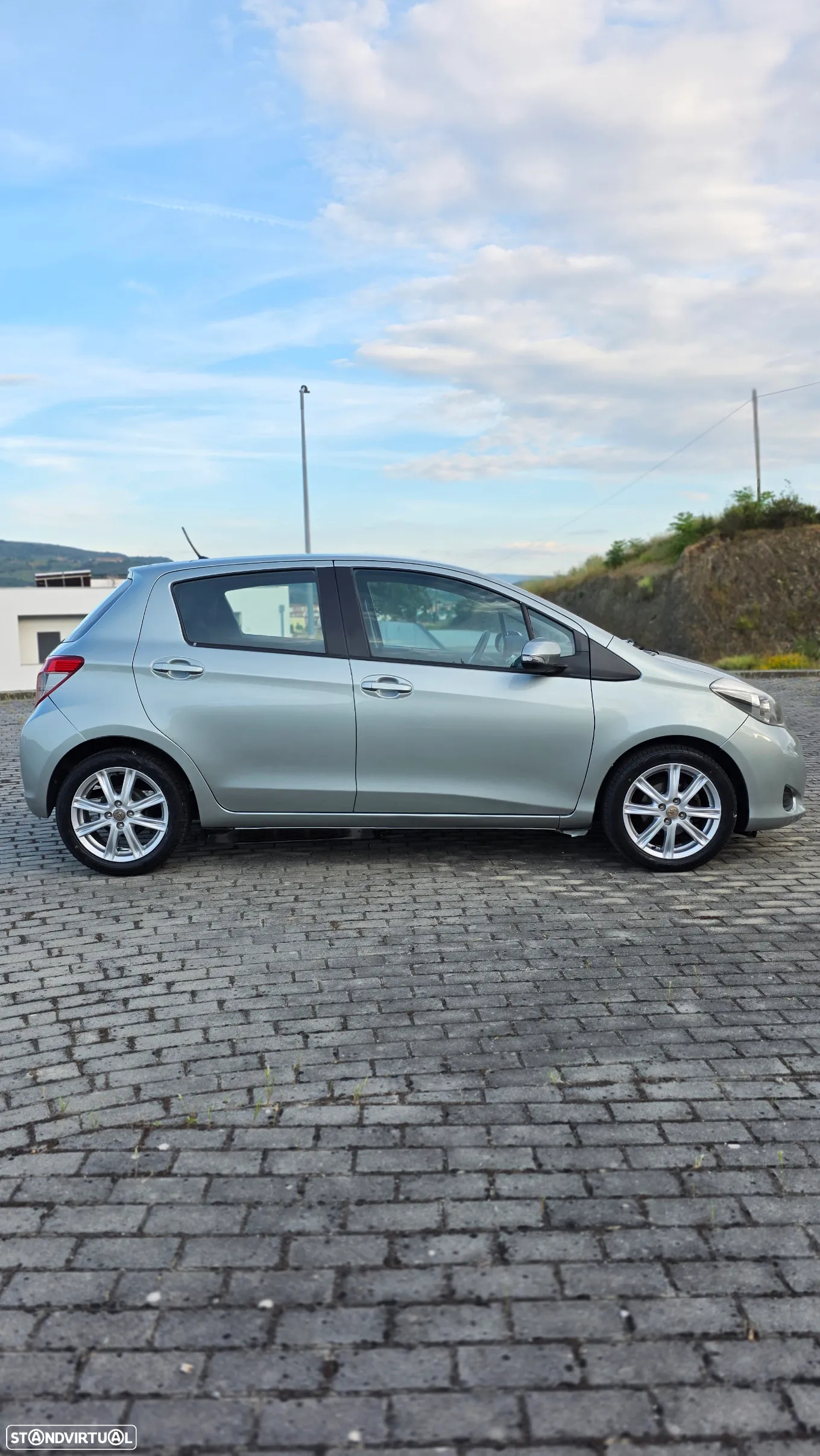 Toyota Yaris 1.4 D-4D Comfort+Navi - 6