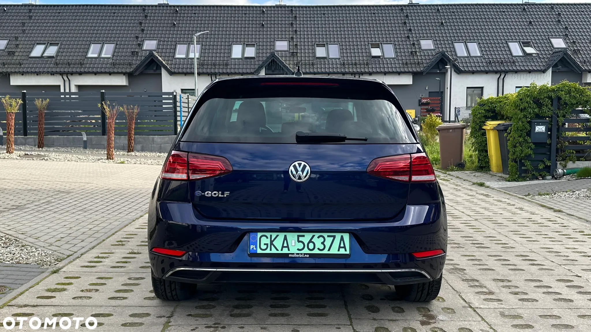 Volkswagen Golf e-Golf - 16