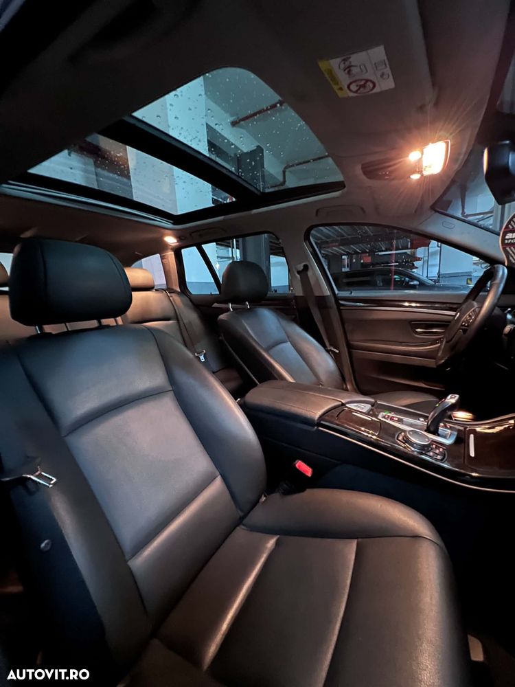 BMW Seria 5 520d Aut. Luxury Line - 8
