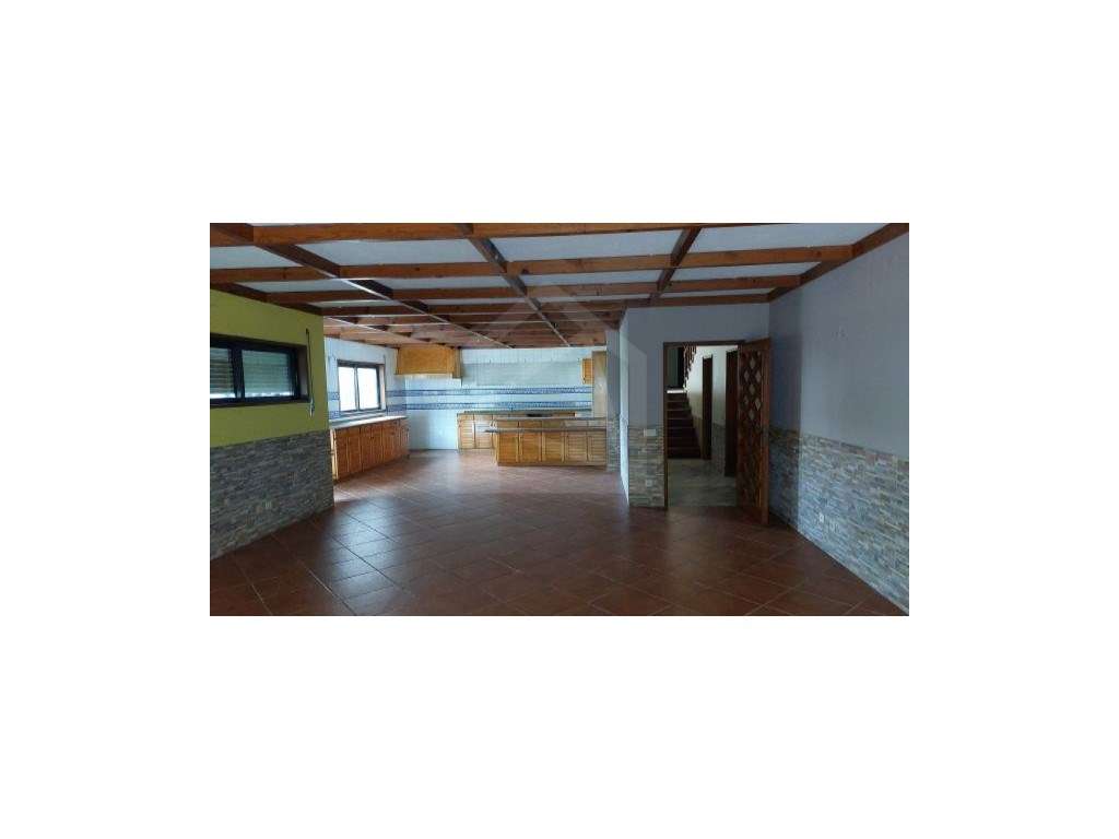 Moradia com Armazém em Vila Nova de Famalicão - Grande imagem: 2/5