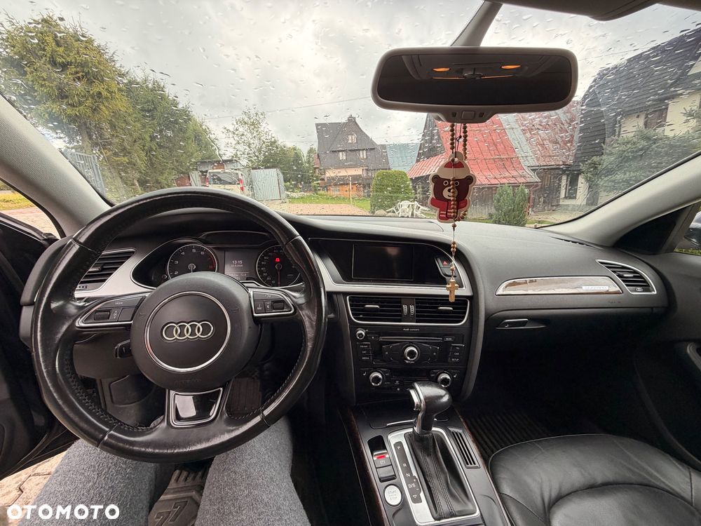Audi A4 Limousine - 9