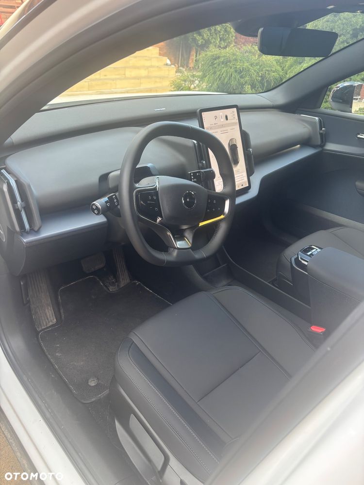 Volvo EX30 51kWh Single Motor Plus - 6