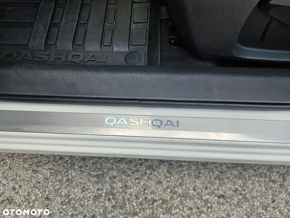 Nissan Qashqai 1.6 DIG-T N-Connecta - 20