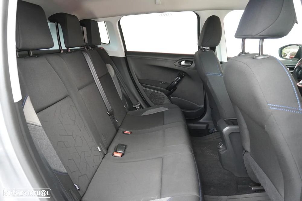 Peugeot 2008 1.5 BlueHDi Allure - 16