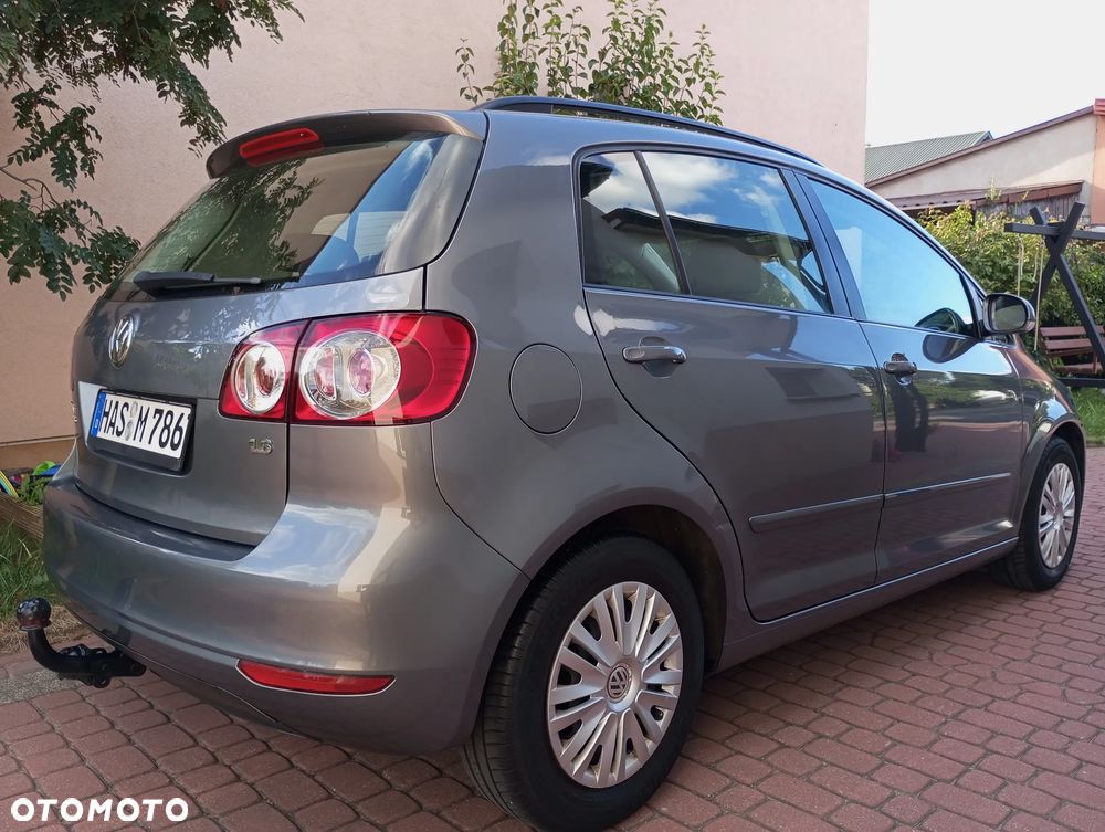 Volkswagen Golf Plus - 15