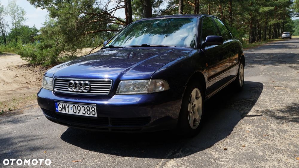 Audi A4 Limousine - 21