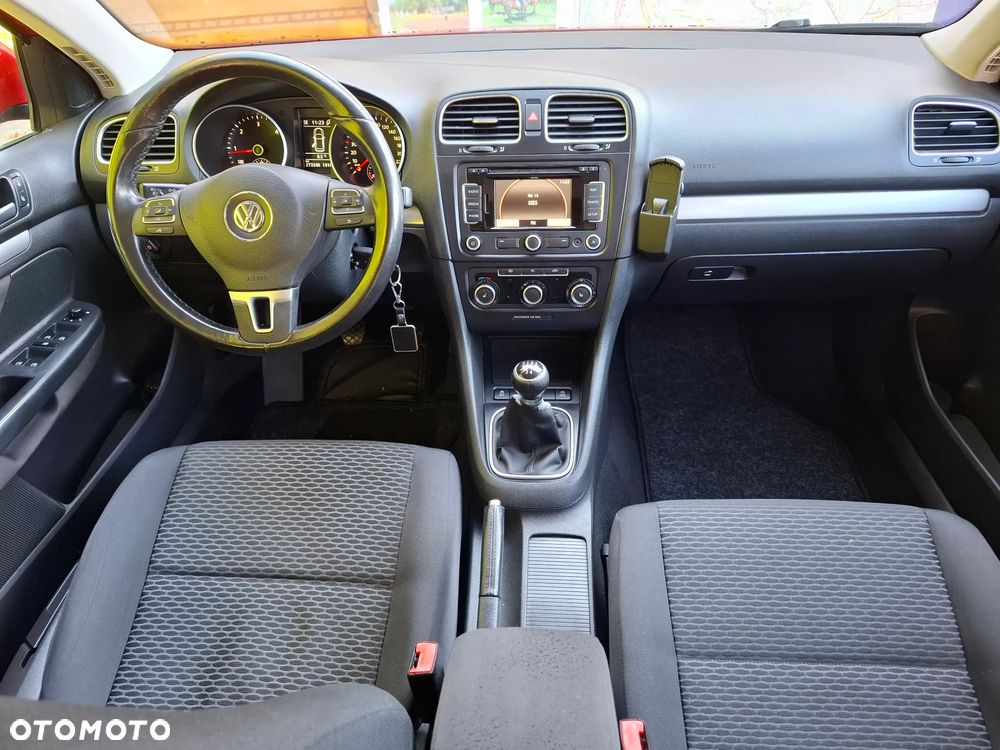 Volkswagen Golf 1.6 TDI DPF BlueMotion Technology Style - 9
