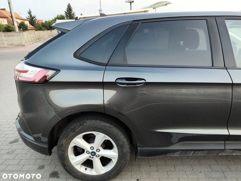 Ford Edge - 16