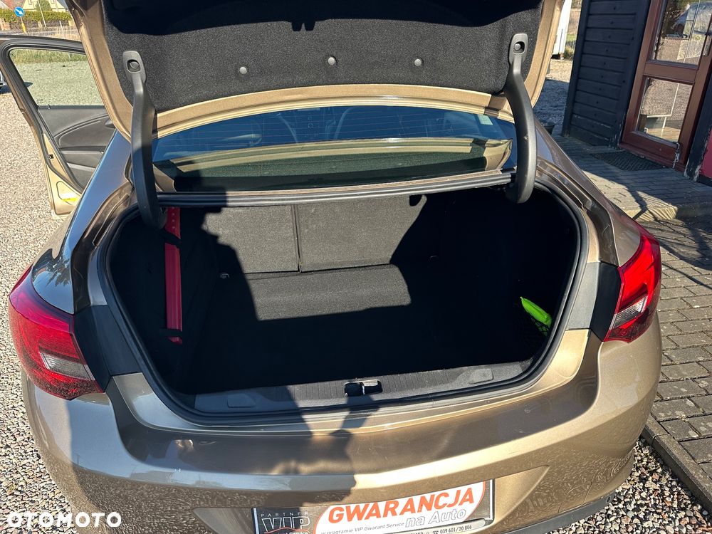 Opel Astra 1.4 Turbo - 19