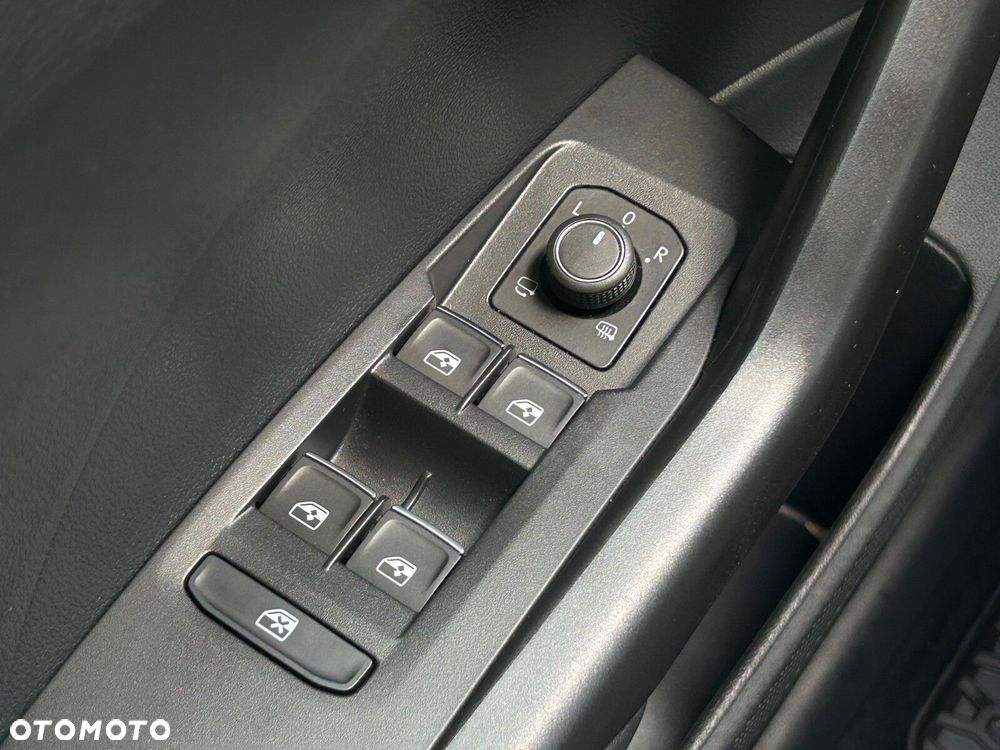 Volkswagen T-Cross 1.0 TSI Style DSG - 18