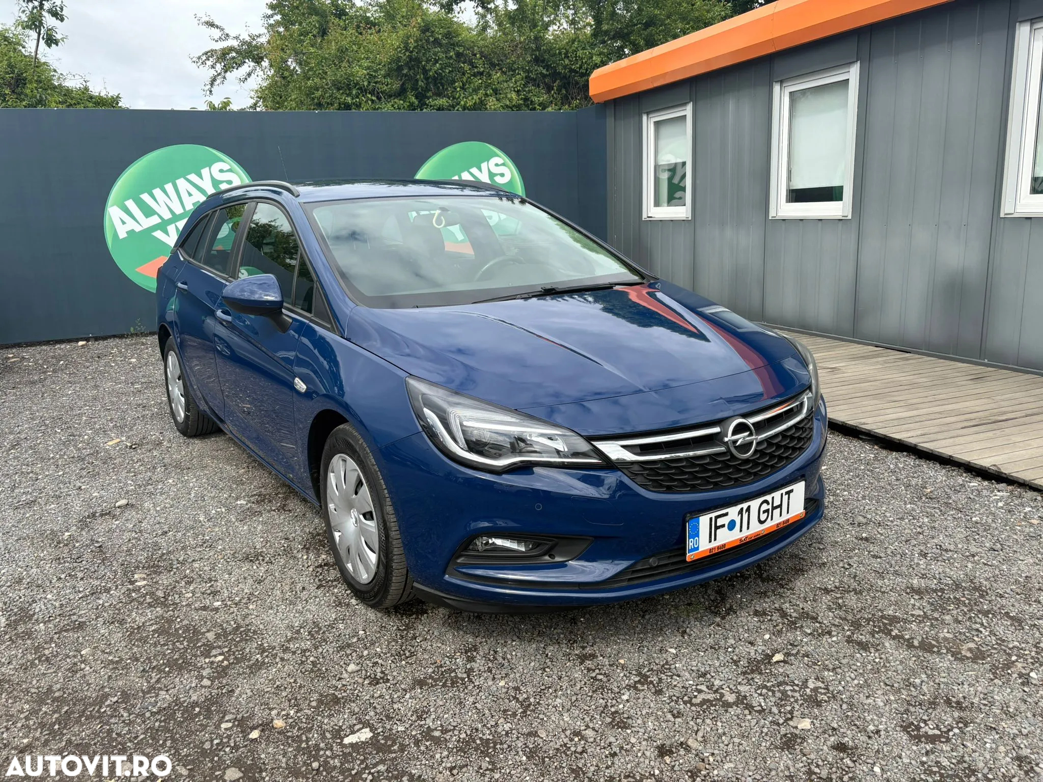Opel Astra 1.6 CDTI ECOTEC Start/Stop Dynamic - 2