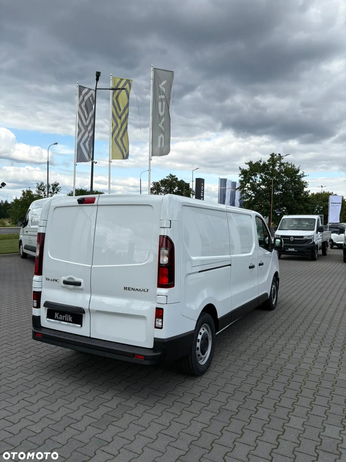 Renault Trafic Furgon L2H1 2.0dCi 170 AT9 automat! - 11