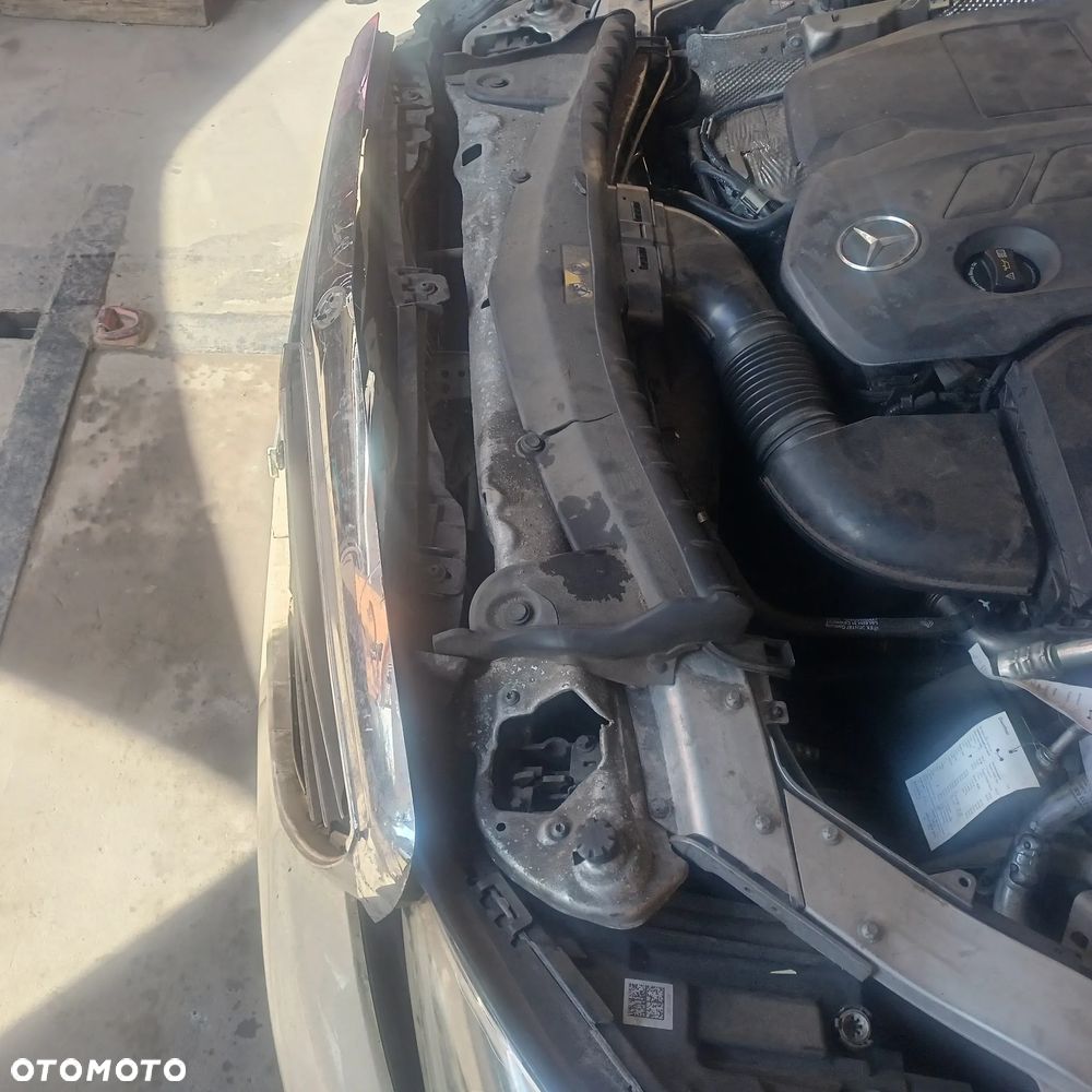 Mercedes-Benz Klasa E 200 d 9G-TRONIC - 5