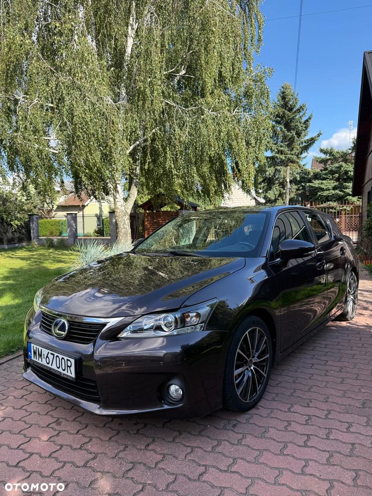 Lexus CT - 19