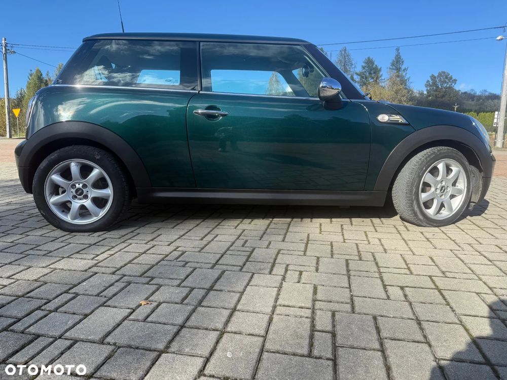 MINI ONE Standard - 8