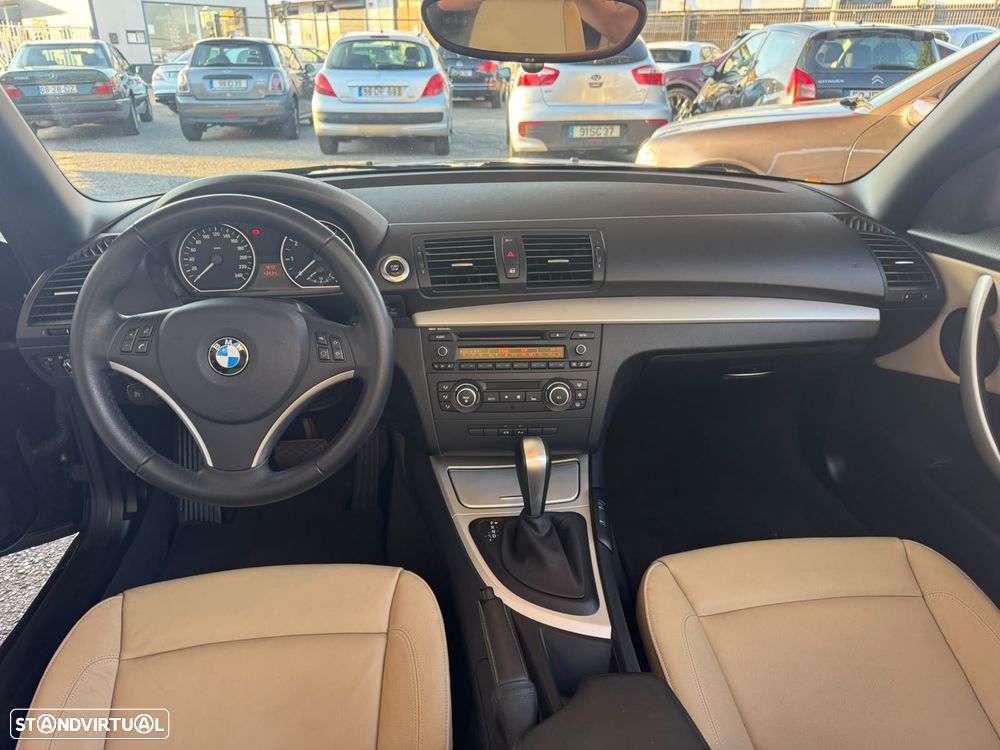 BMW 118 iA - 11
