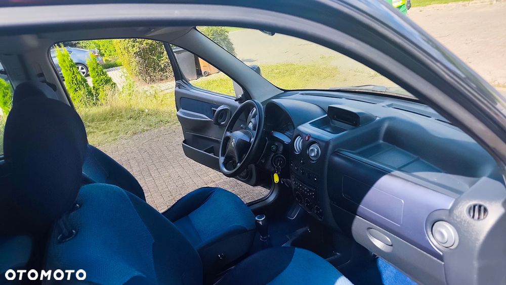 Citroën Berlingo 1.6i Pakiet Plus - 18