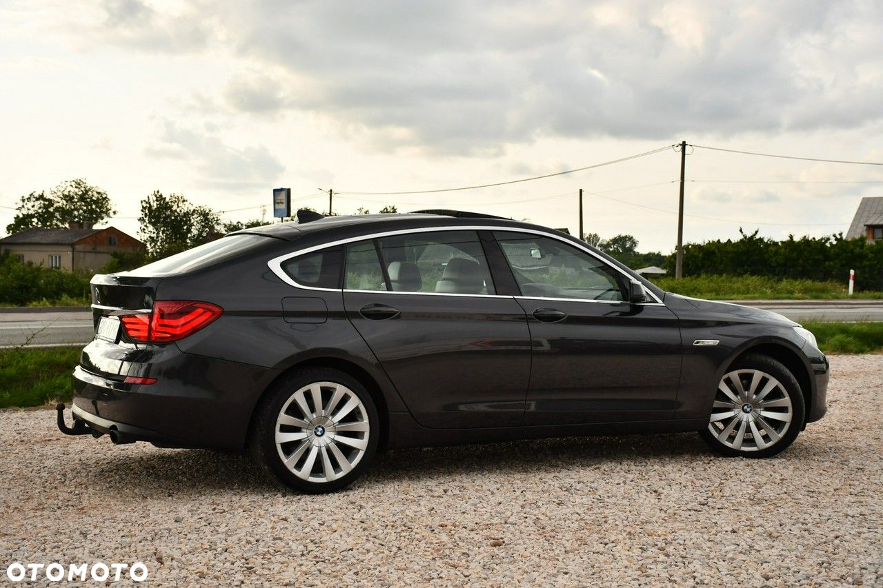BMW 5GT 535i Gran Turismo - 21