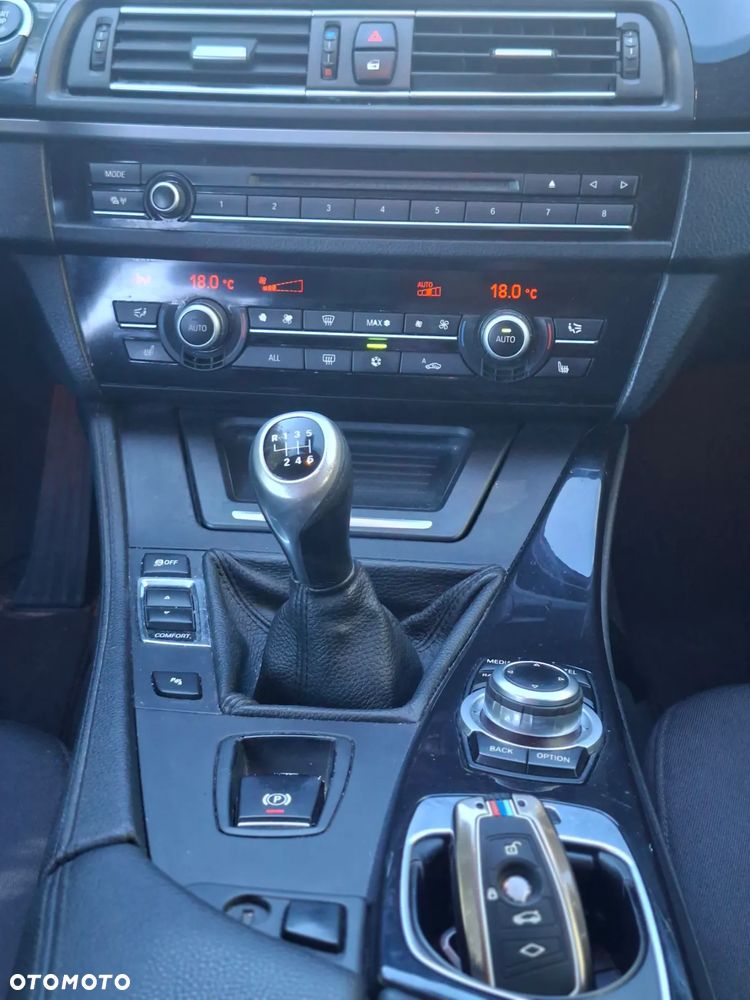 BMW Seria 5 520d - 9