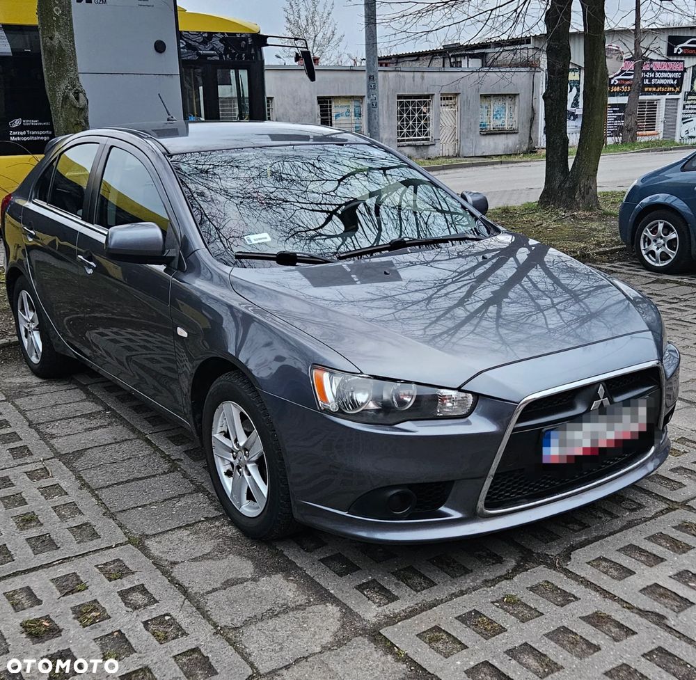 Mitsubishi Lancer 1.8 Inform - 2