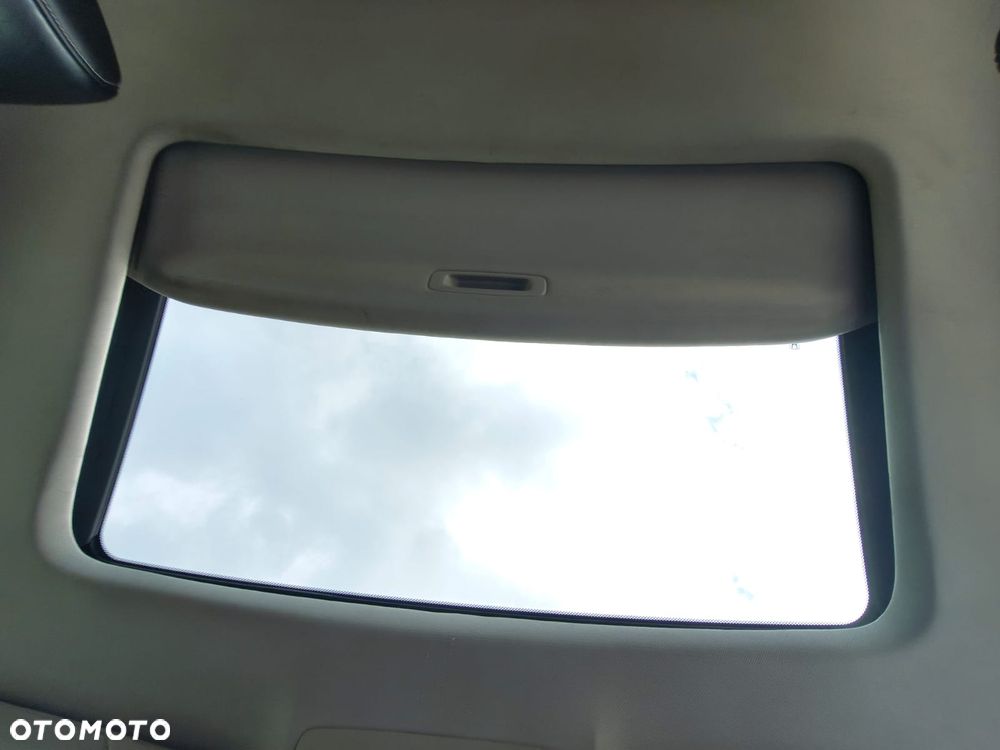 Honda Accord 2.0 Executive Nav - 19