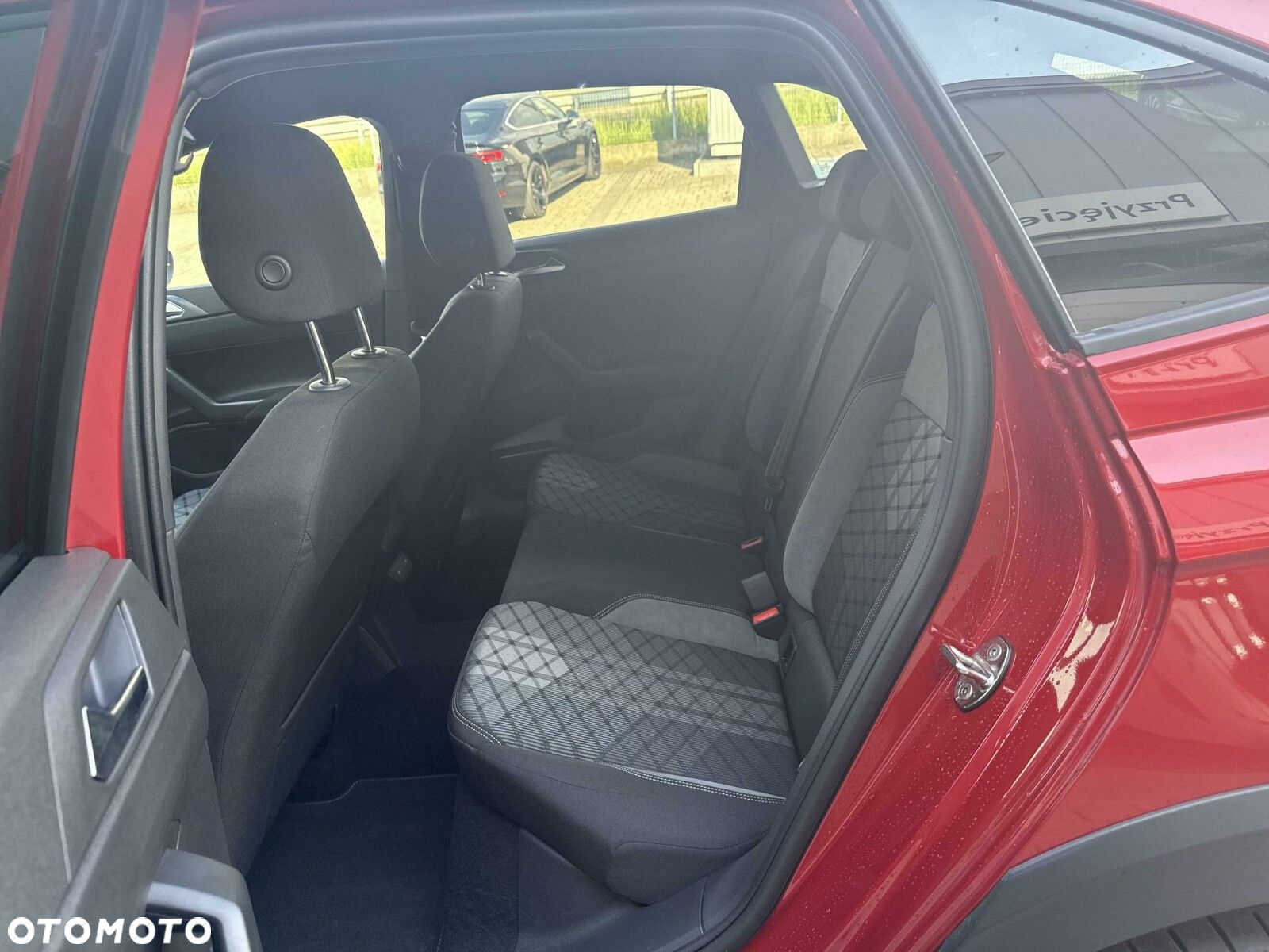 Volkswagen Taigo 1.5 TSI ACT R-Line DSG - 16