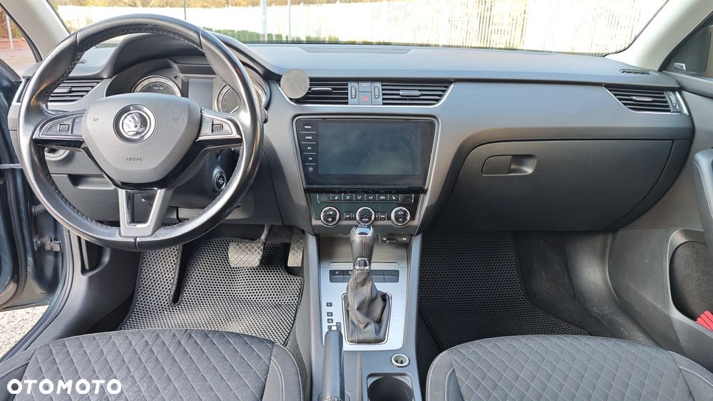 Skoda Octavia 2.0 TDI Drive DSG - 6