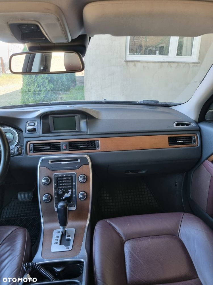 Volvo V70 - 9