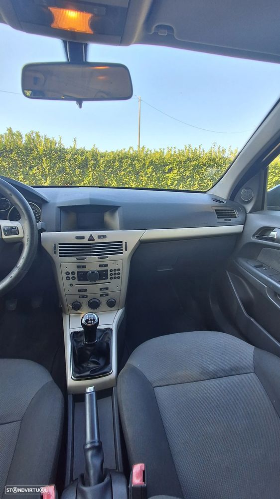 Opel Astra 1.3 CDTi Enjoy - 23