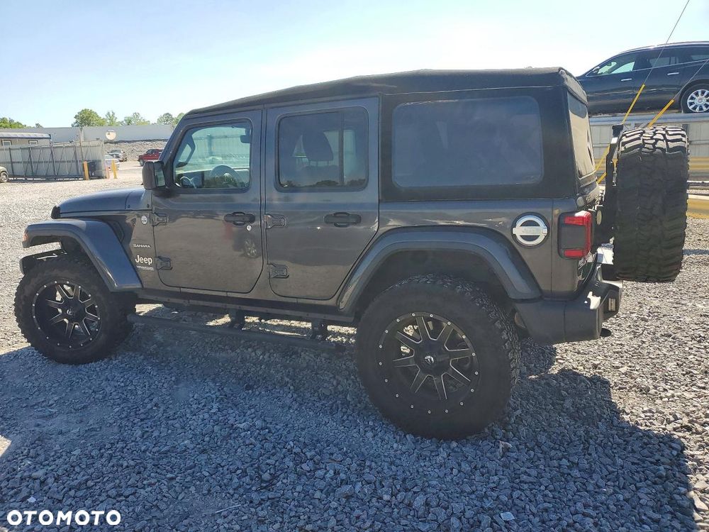 Jeep Wrangler Unlimited 3.6 Automatik Sahara - 3