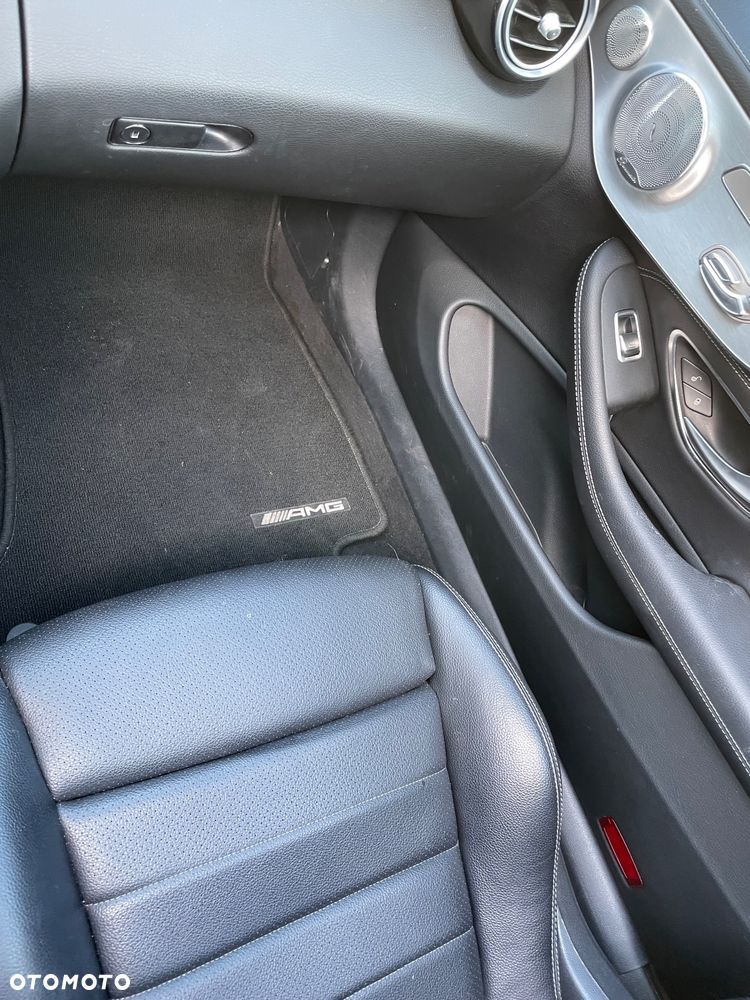 Mercedes-Benz Klasa C 300 Coupe 7G-TRONIC AMG Line - 18