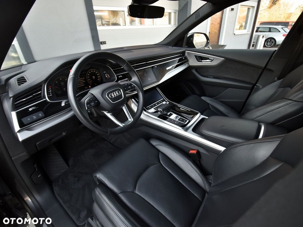 Audi Q8 - 27