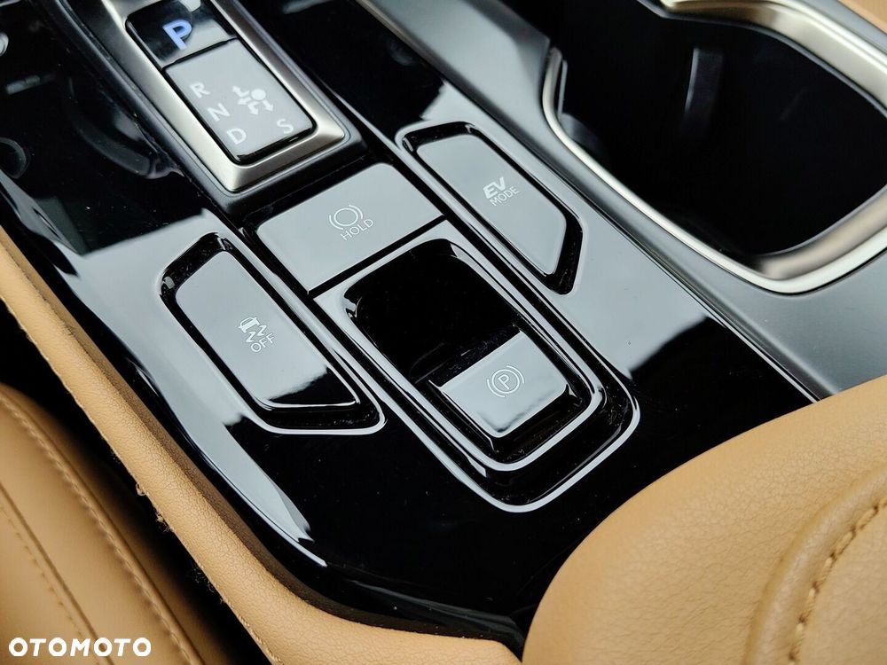 Lexus NX 350h Prestige 2WD - 28