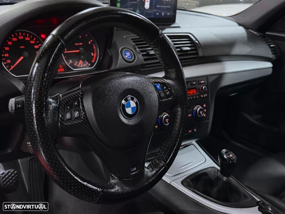 BMW 118 d Pack M — fotografia 12