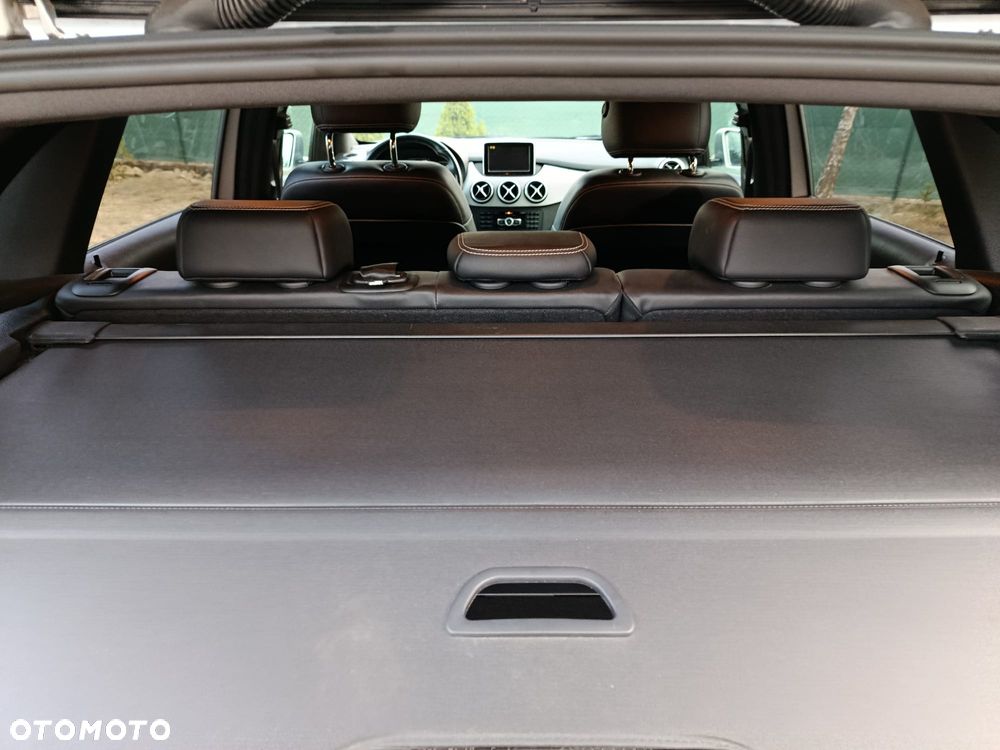 Mercedes-Benz Klasa B 180 CDI (BlueEFFICIENCY) - 13