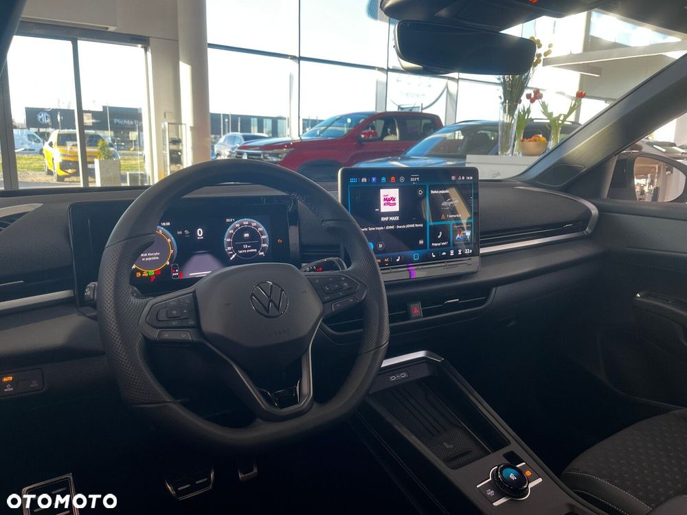 Volkswagen T-Roc - 11