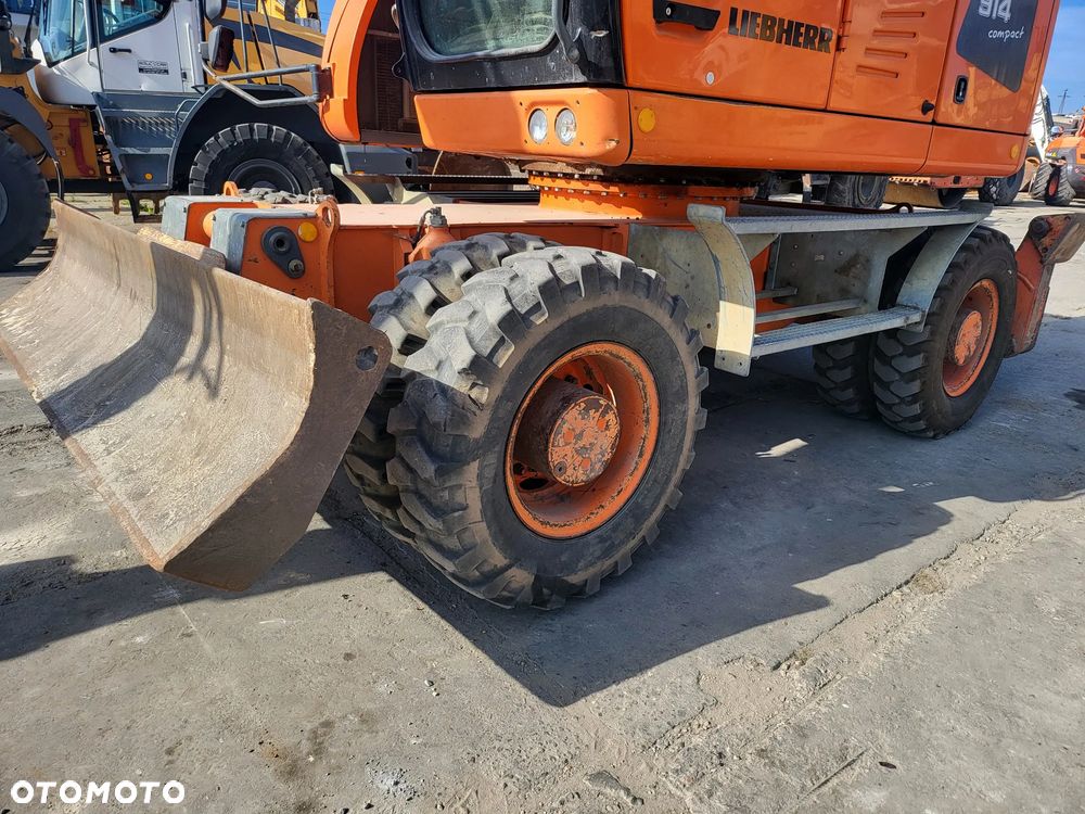 Liebherr A914 Compact - 14