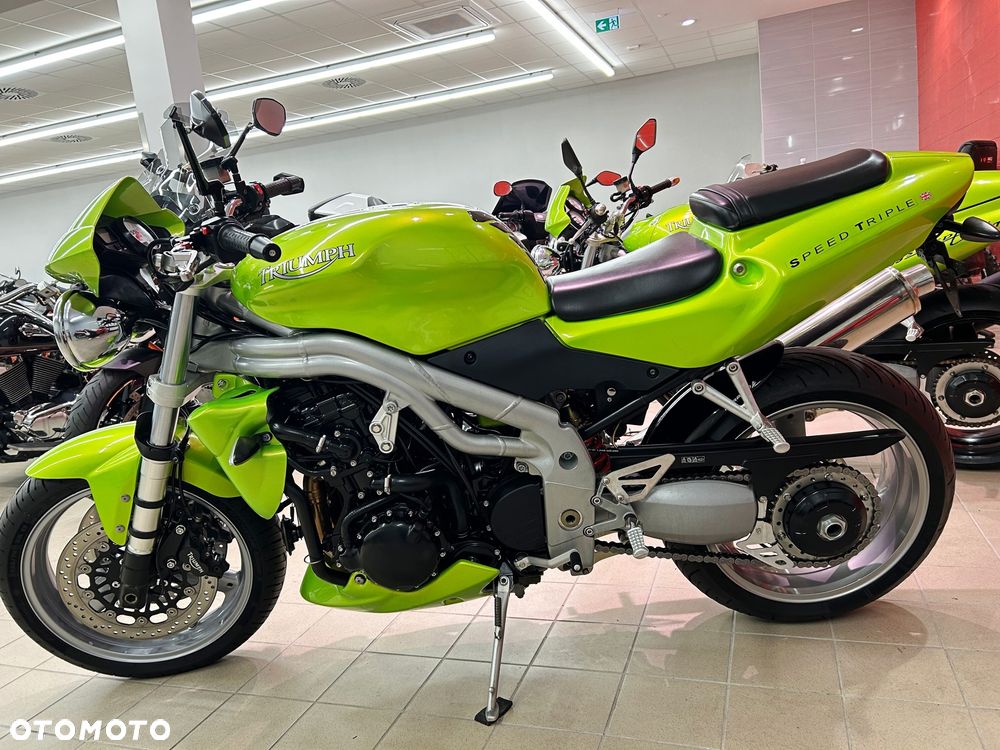 Triumph Speed Triple - 18