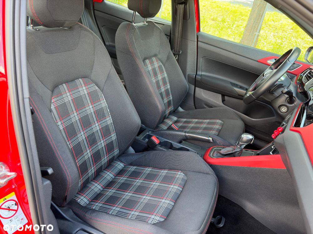 Volkswagen Polo - 17
