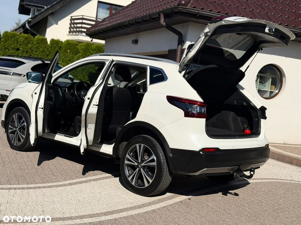 Nissan Qashqai 1.3 DIG-T Tekna+ - 24