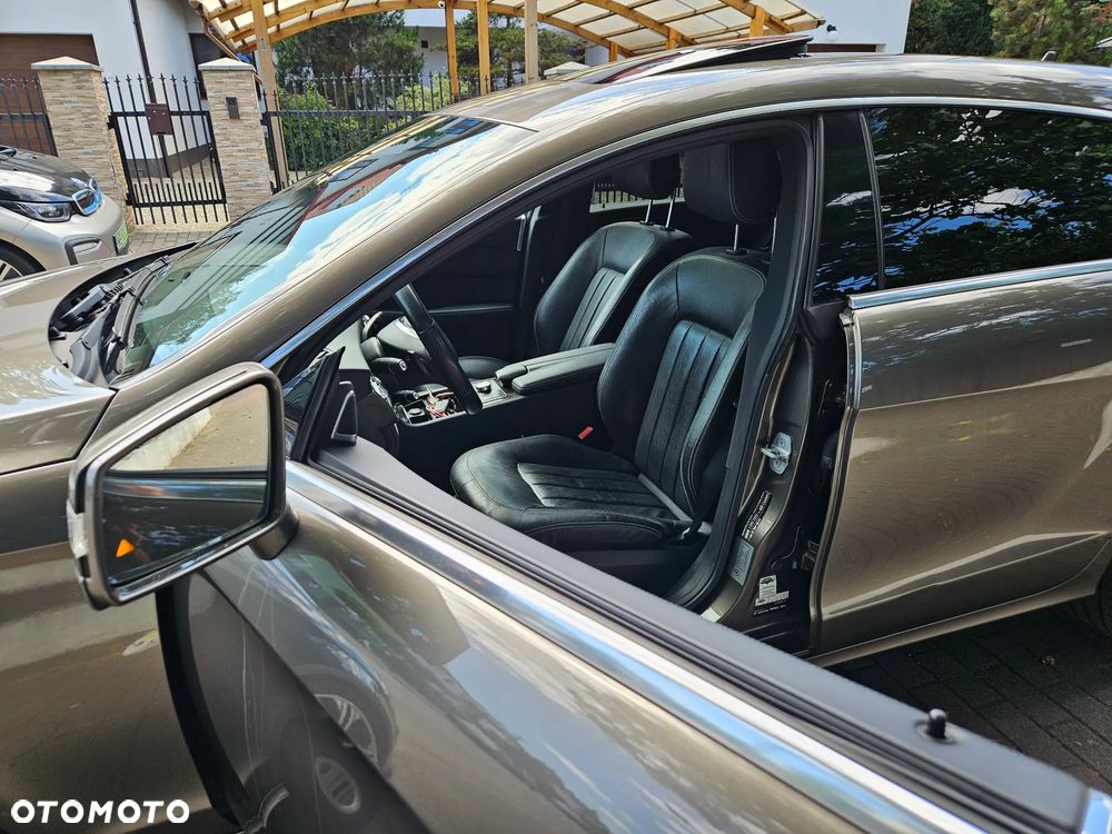 Mercedes-Benz CLS 350 CDI 4Matic 7G-TRONIC - 25