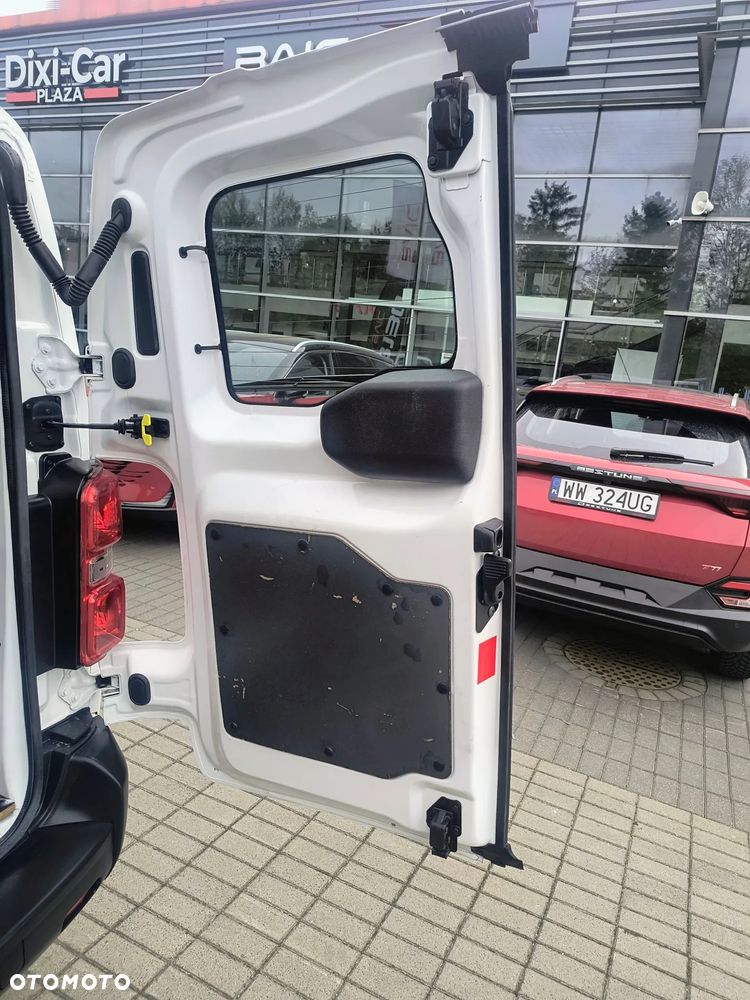 Opel VIVARO C - 23