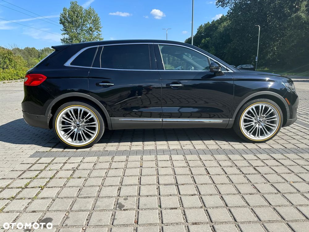 Lincoln MKX - 7