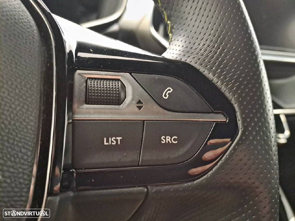 Peugeot 208 1.2 PureTech GT - 17