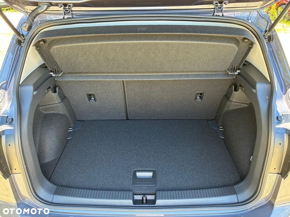 Volkswagen T-Cross - 27