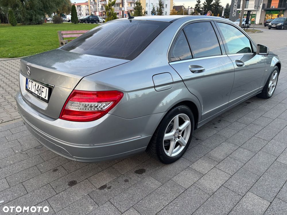 Mercedes-Benz C-Class 2009 photo 3